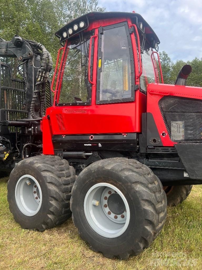 Komatsu 835 Forwarders