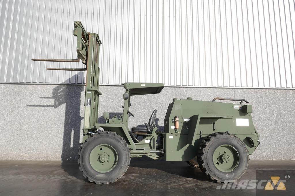 CASE M4K Ex-army Vorkheftruck voor zwaar terrein