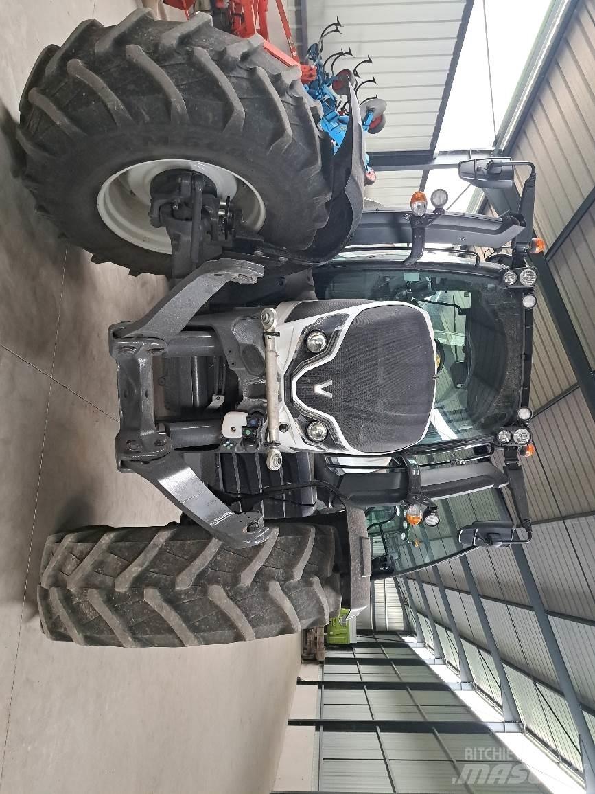 Valtra N155 Tractoren