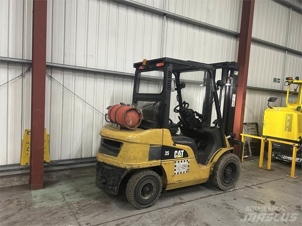 CAT GP35NT LPG heftrucks