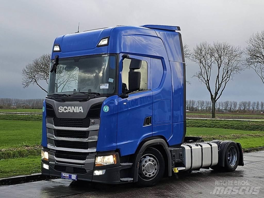 Scania S450 Trekkers