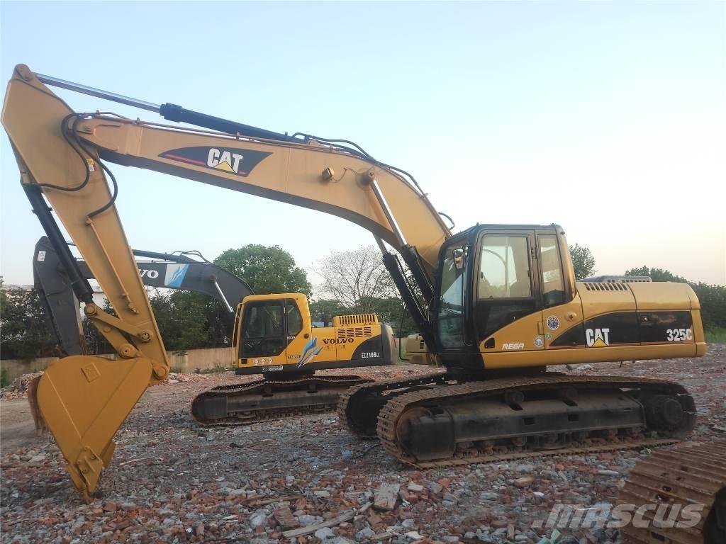 CAT 325C Rupsgraafmachines