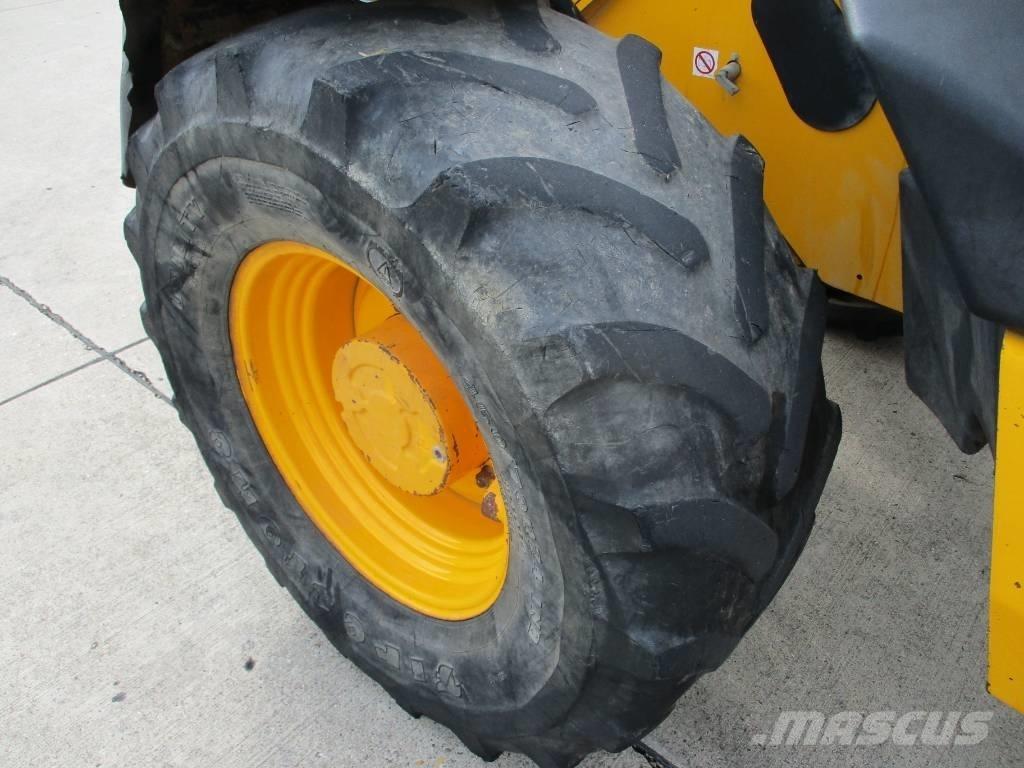 JCB 526 S (628) Verreikers