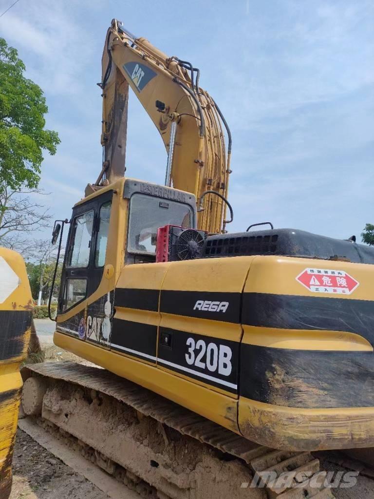 CAT 320 B Rupsgraafmachines
