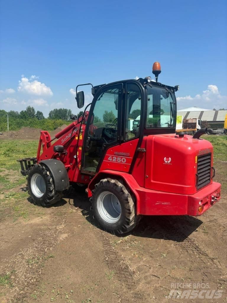 Schäffer 4250 Miniladers