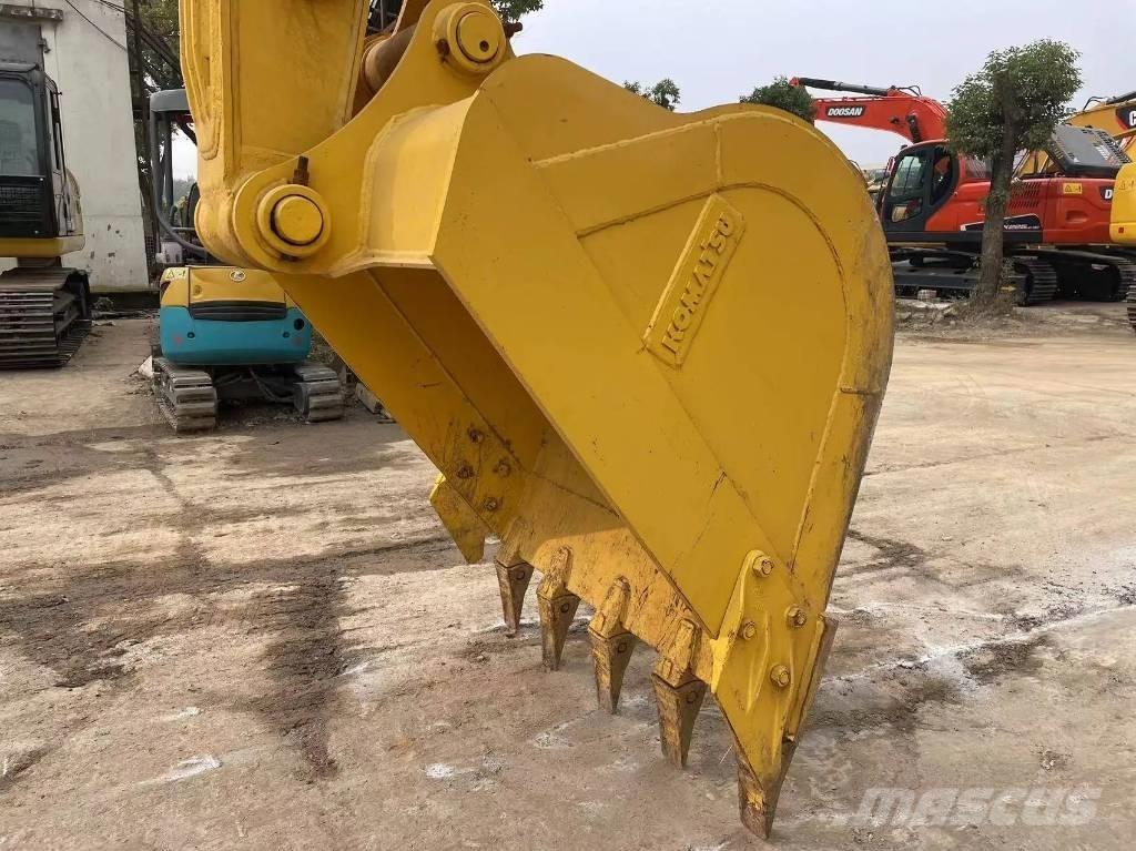 Komatsu PC240-8 Rupsgraafmachines