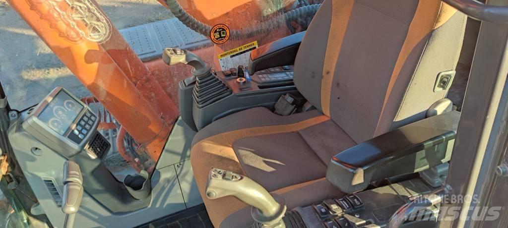 Doosan 225 LC Rupsgraafmachines