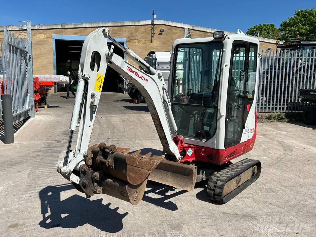 Takeuchi TB 216 Minigraafmachines < 7t
