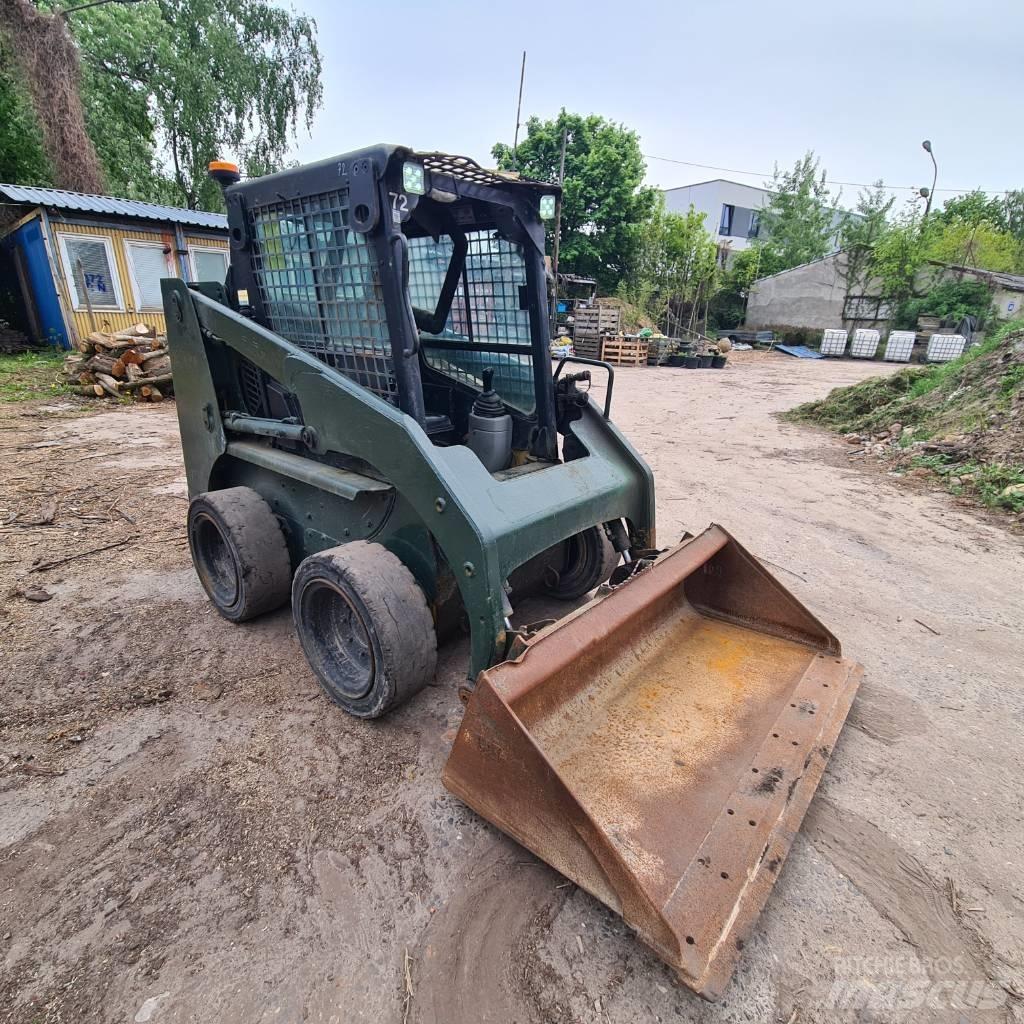 CAT 226 Schrankladers