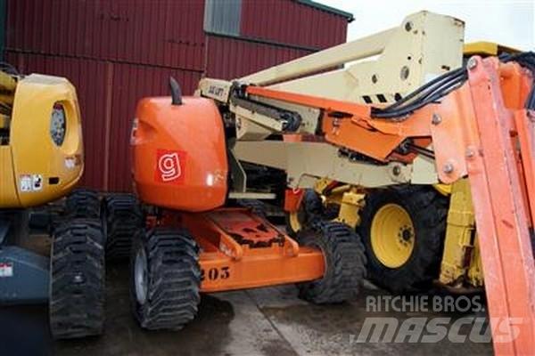 JLG 450 AJ (15 metros) Knikarmhoogwerkers