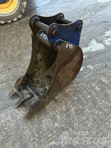  18 BUCKET, 50mm PINS Bakken