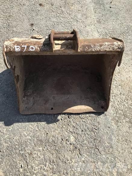  2' BUCKET, 30mm PINS Bakken