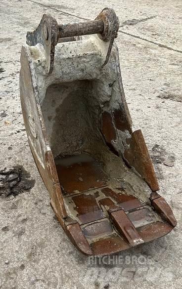  2' BUCKET, 65mm PINS Bakken