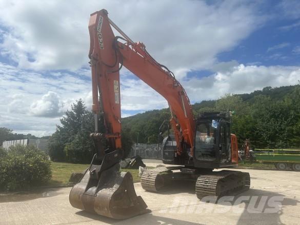 Hitachi ZX225 Rupsgraafmachines