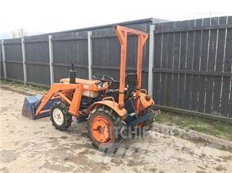 Kubota B7100D Graaf-laadcombinaties