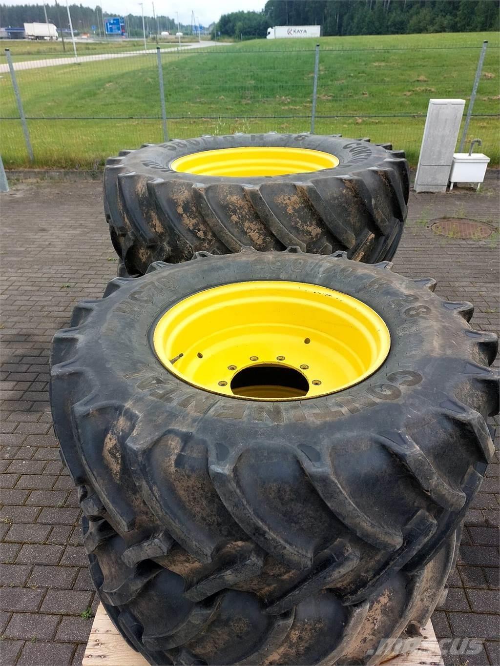 John Deere 6140R Tractoren