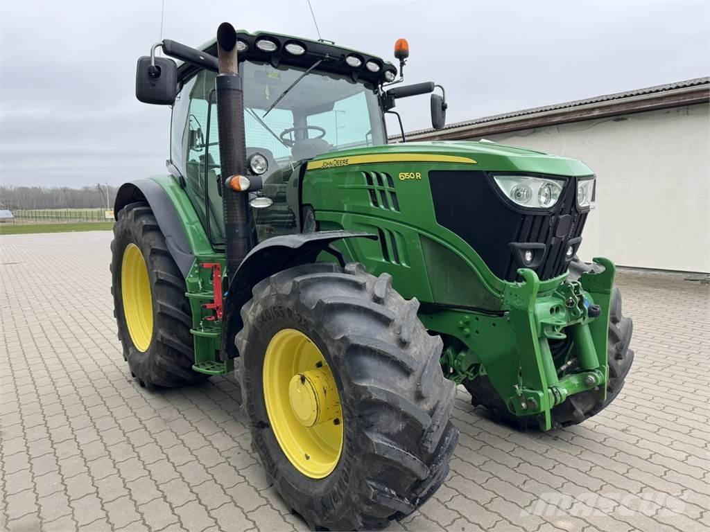 John Deere 6150R Tractoren