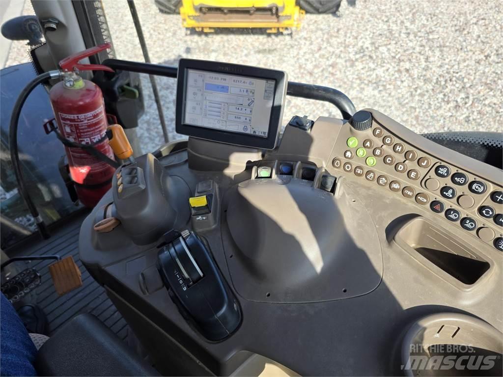 John Deere 6210R Tractoren