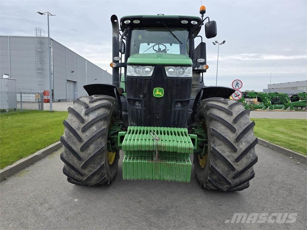 John Deere 7260R Tractoren