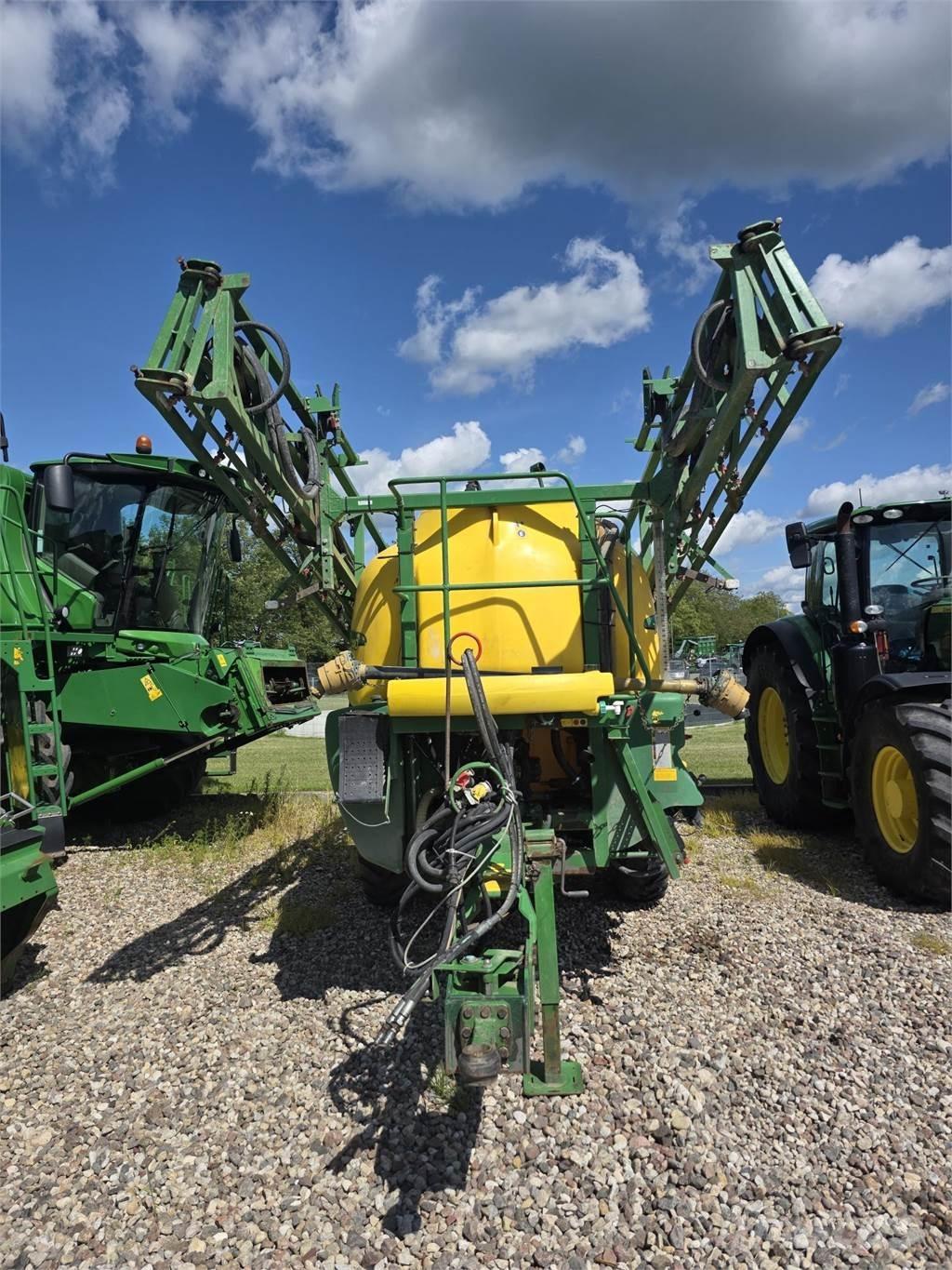 John Deere 740 Getrokken spuitmachines