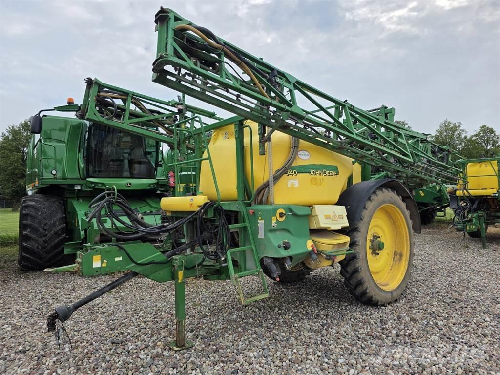 John Deere 740 Getrokken spuitmachines