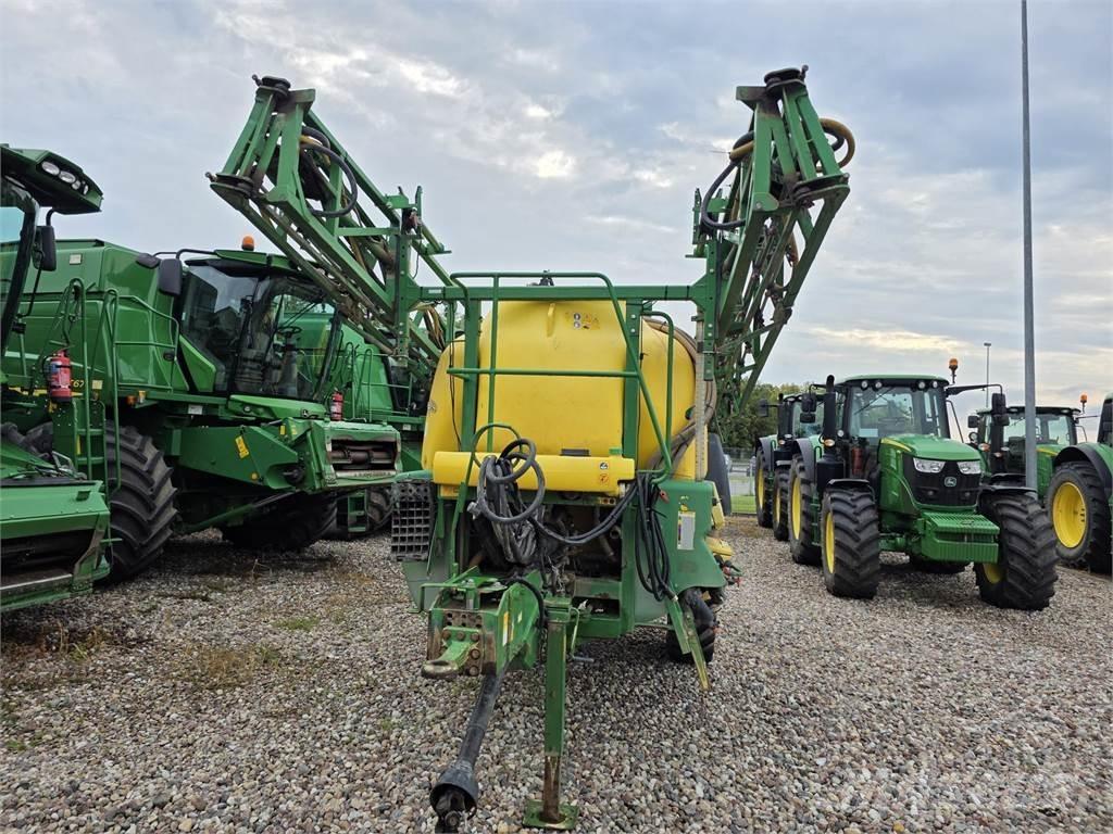 John Deere 740 Getrokken spuitmachines
