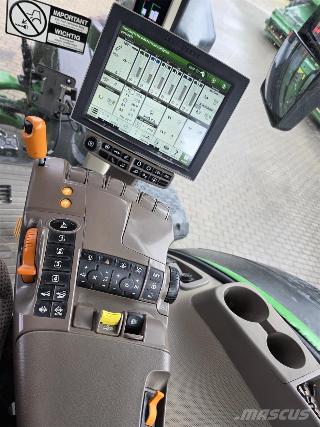 John Deere 8320R Tractoren