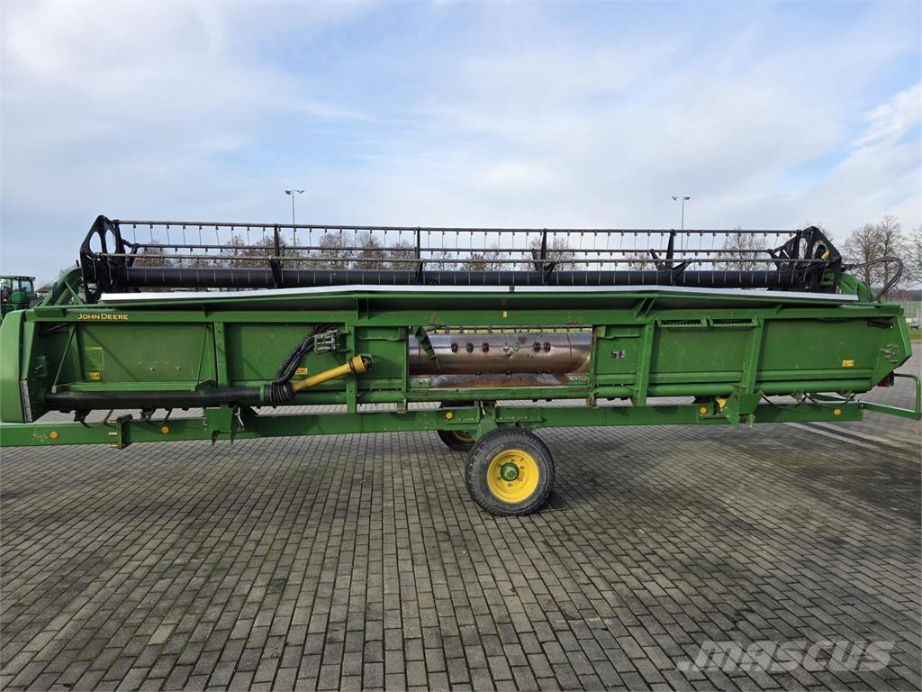 John Deere S690 Maaidorsmachines