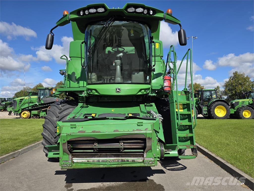 John Deere T670 Maaidorsmachines
