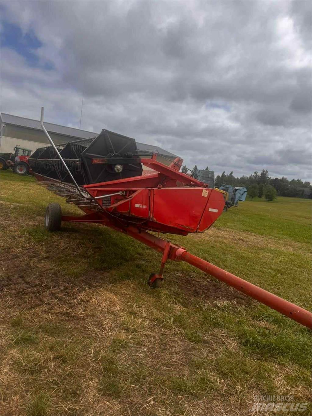 Massey Ferguson 40 Maaidorsmachines