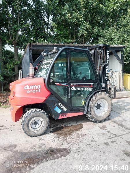 Manitou MC25-4 Vorkheftruck voor zwaar terrein