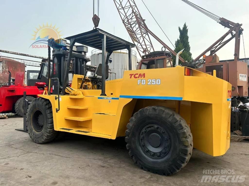 TCM FD 25 Diesel heftrucks