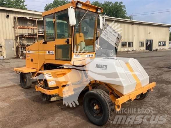 Rosco RB48 Veegmachines
