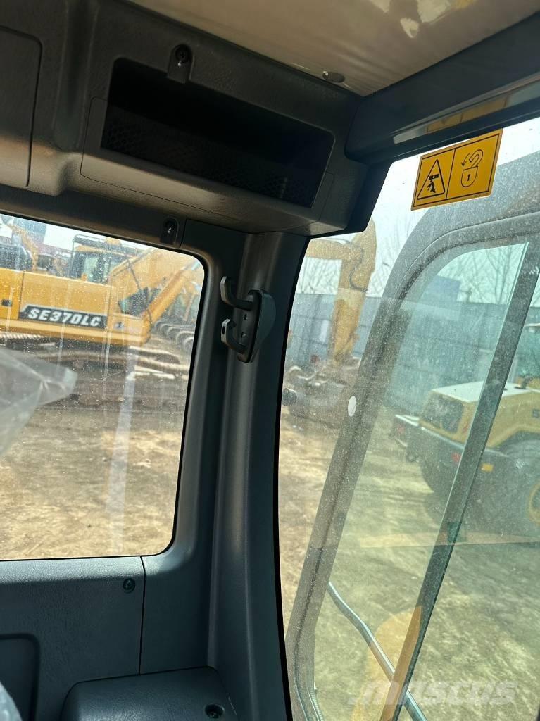 Hyundai 60 W Wielgraafmachines