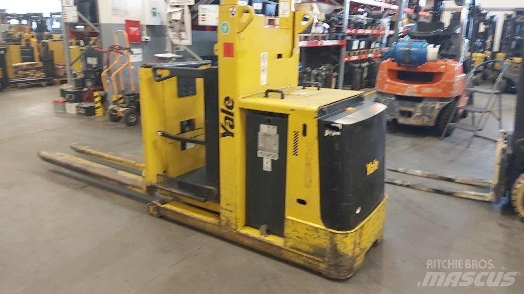 Yale MO10E Orderpicker voor laag niveau
