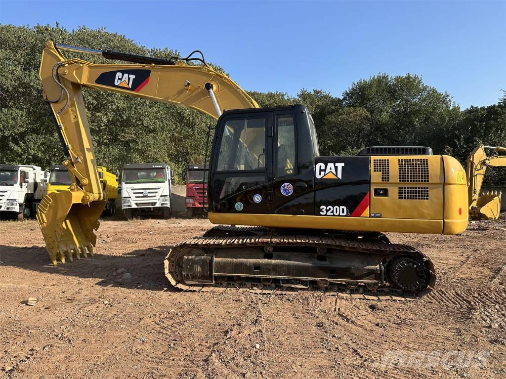 CAT 320 D Rupsgraafmachines