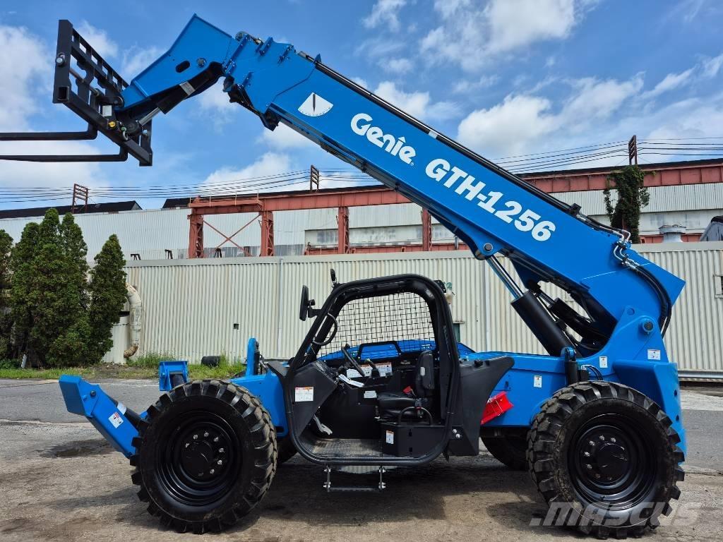 Genie GTH 1256 Verreikers