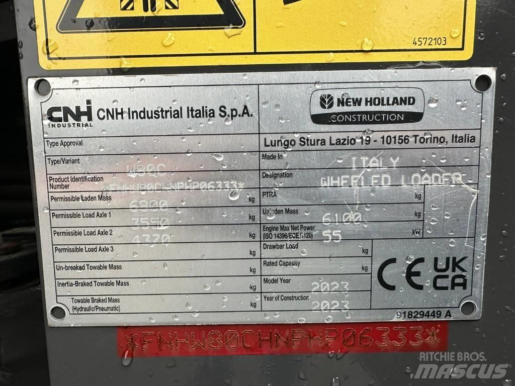 New Holland W 80 C Knik- en schrankladers