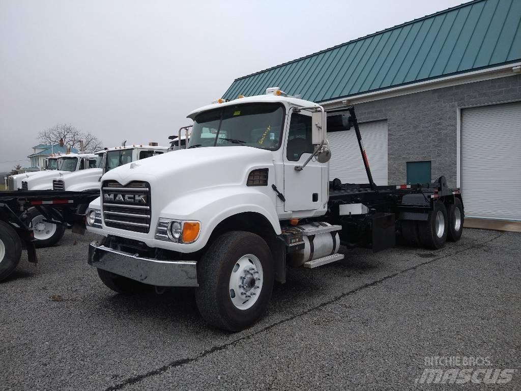 Mack CV Vuilniswagens