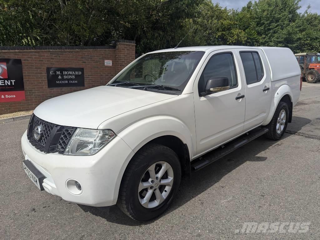 Nissan Navara Bestelwagens met open laadbak