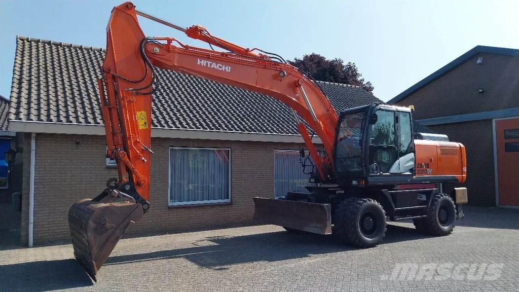 Hitachi ZX220W-5B Wielgraafmachines