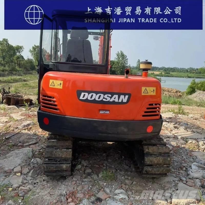 Doosan DH 55 Rupsgraafmachines