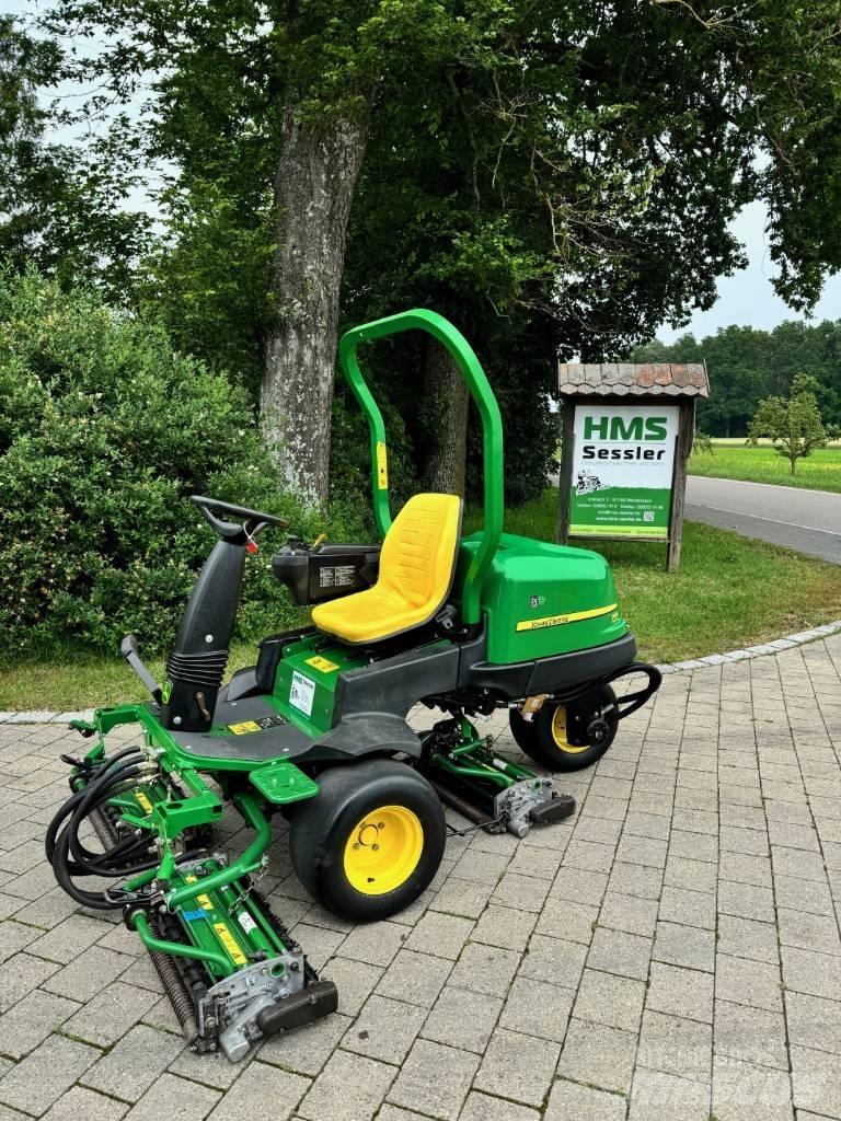 John Deere 2500 B Greensmaaier