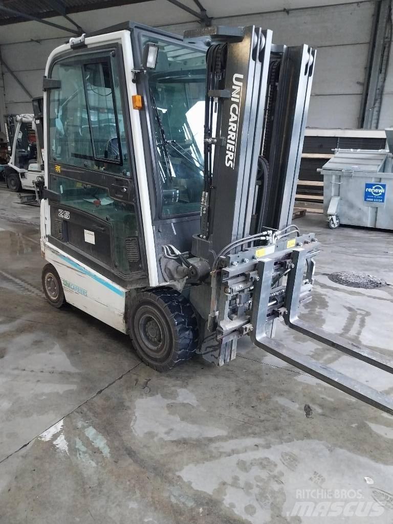 UniCarriers QX25 Elektrische heftrucks