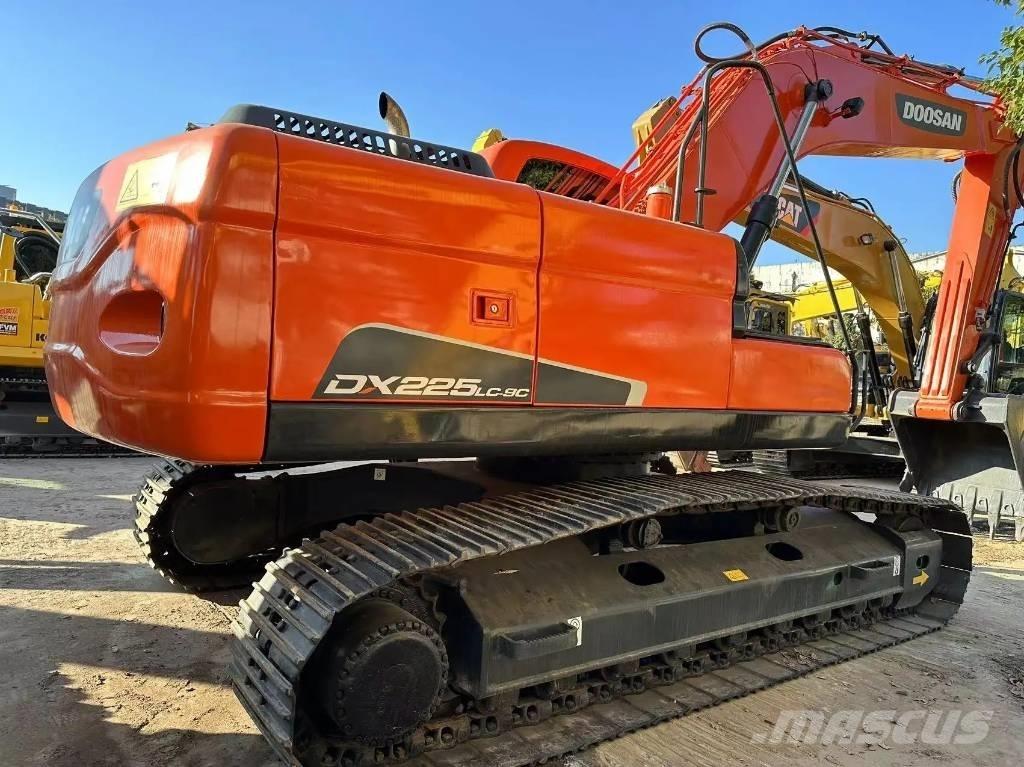 Doosan DX 225 LC Minigraafmachines < 7t