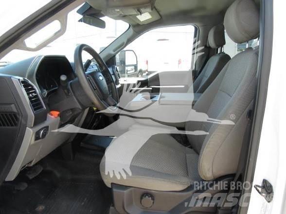 Ford F550 Platte bakwagens