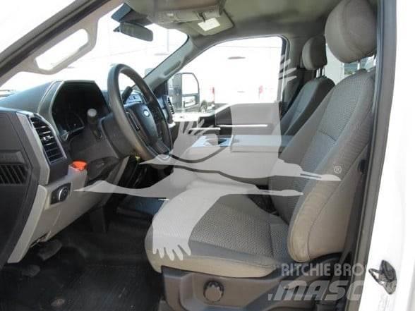 Ford F550 Platte bakwagens