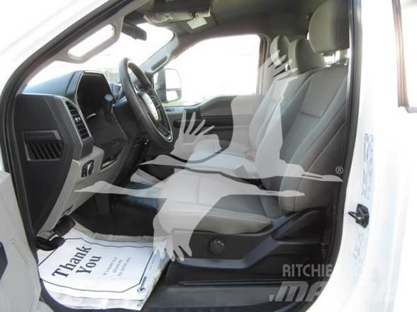 Ford F550 Platte bakwagens