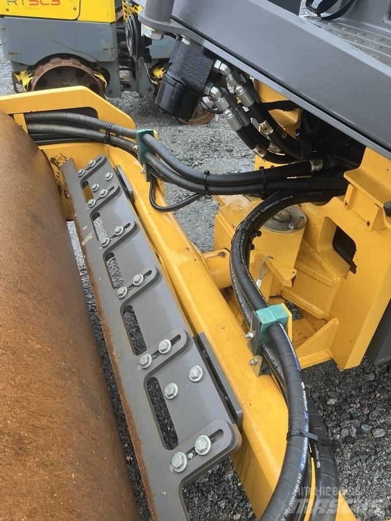 Volvo SD 45 B Trilrolwalsen