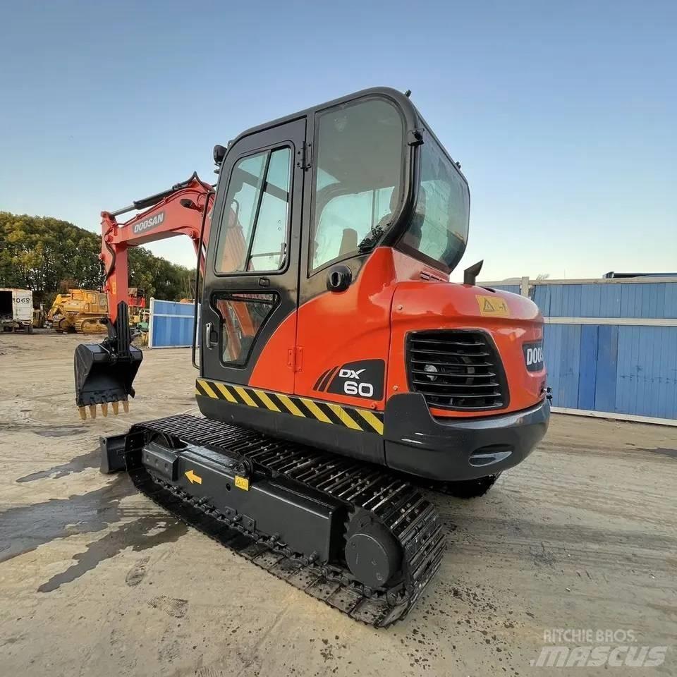 Doosan DX 60 Minigraafmachines < 7t